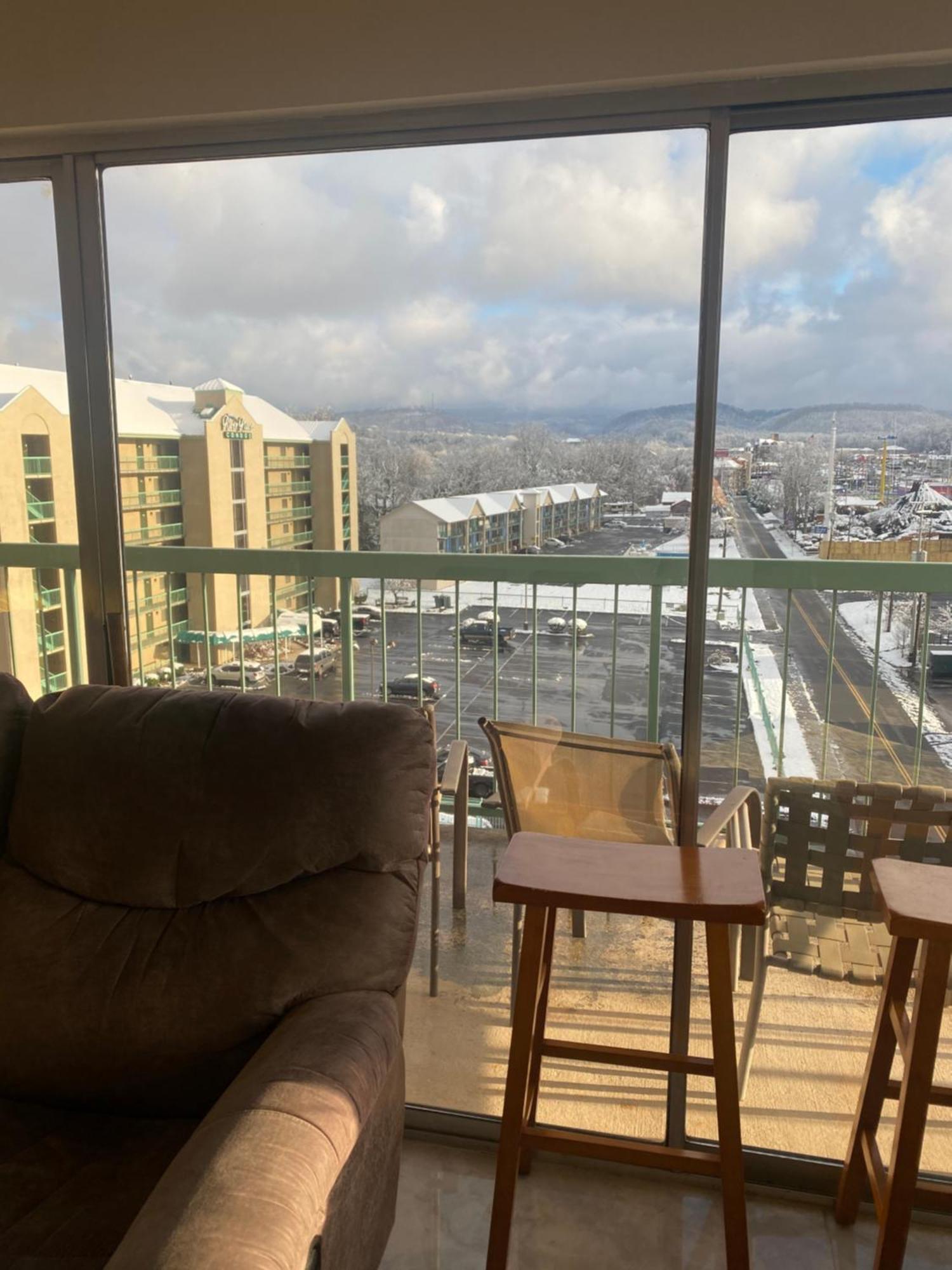 River Place Condos #711 3Bd Pigeon Forge Room photo